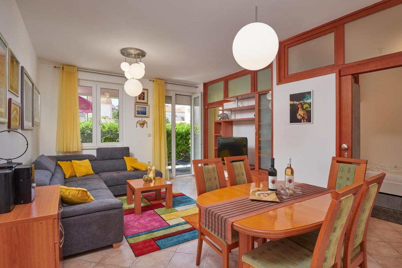 Family Apartment Dubrovnik - Private Jacuzzi Terrace, Private Parking Екстериор снимка