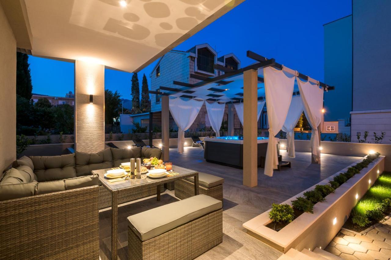 Family Apartment Dubrovnik - Private Jacuzzi Terrace, Private Parking Екстериор снимка
